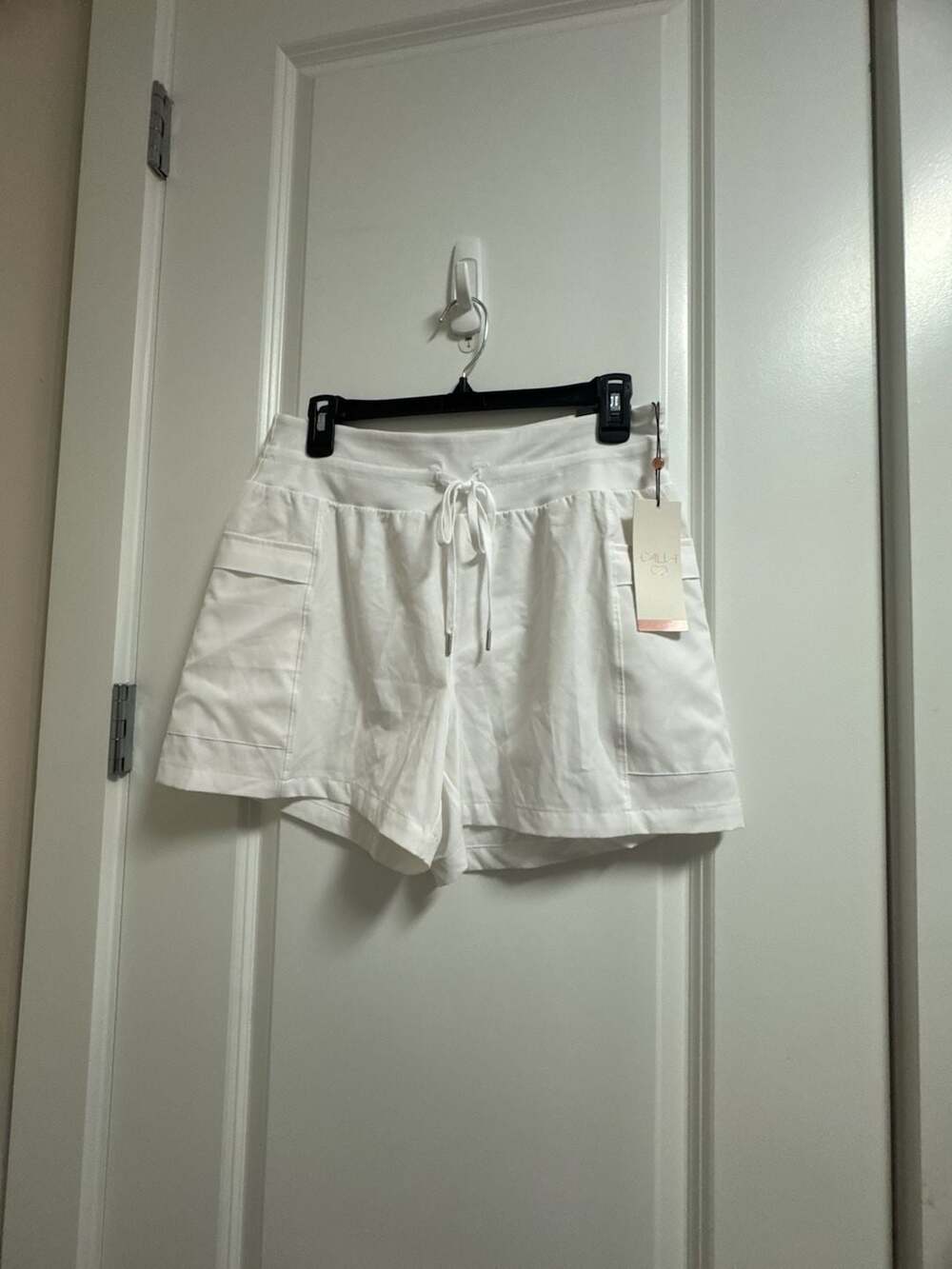 Calia Women's Truelight Cargo Shorts Pure White Size M NWT